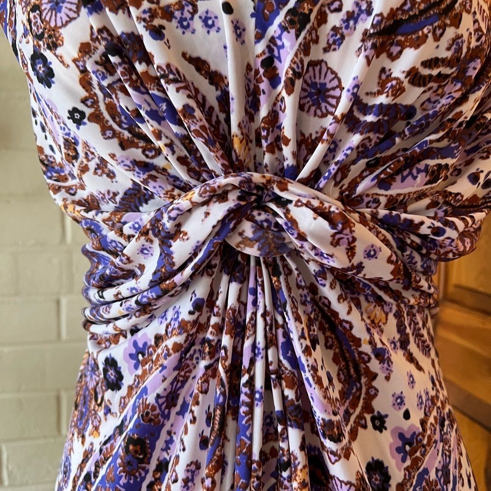 Essentials by Milano blouse - Picture 3 of 8